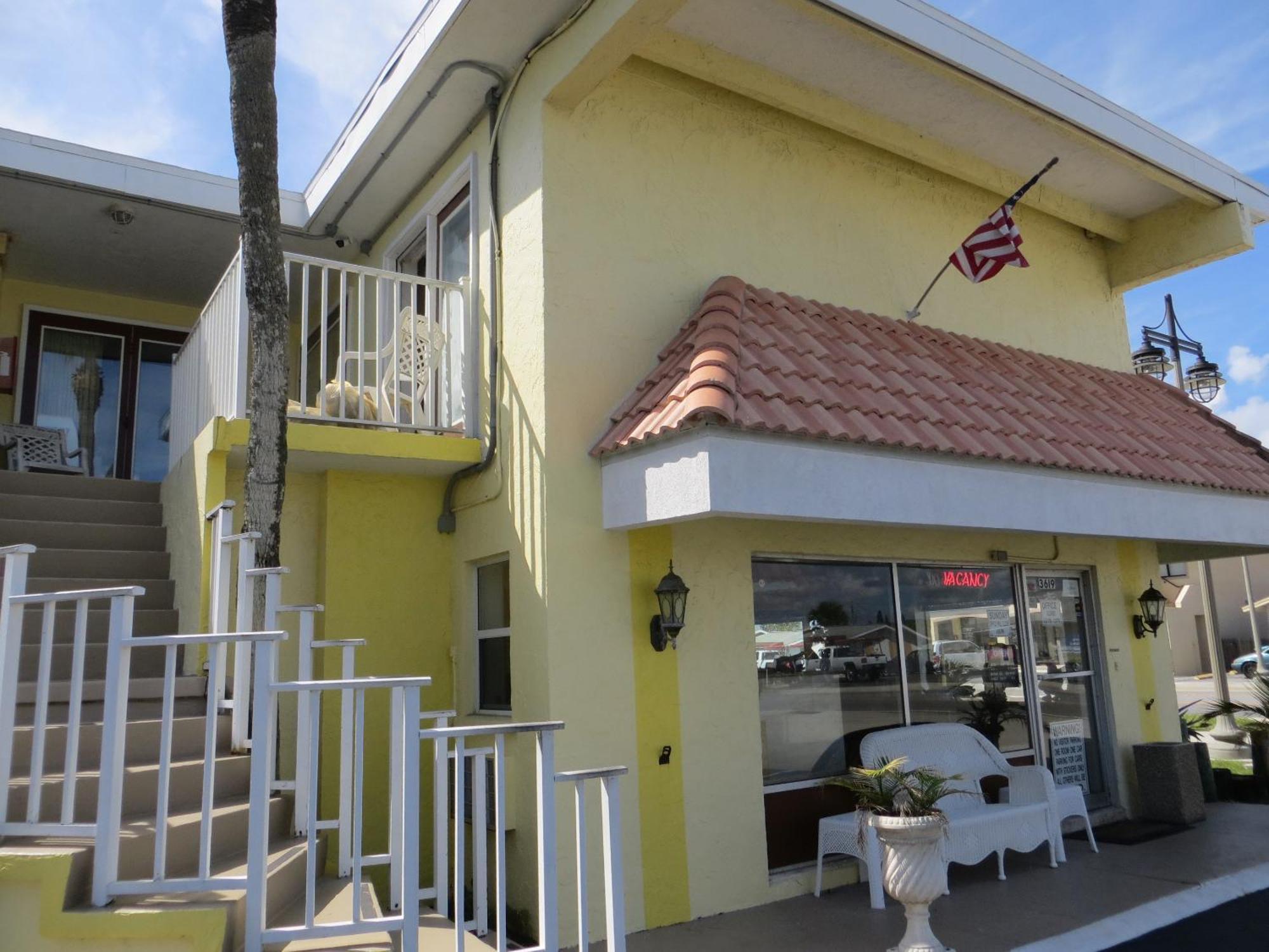 Sand Castle Motel Daytona Beach Shores Exterior photo